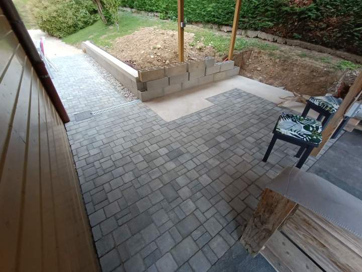Création d'une terrasse en pavés
