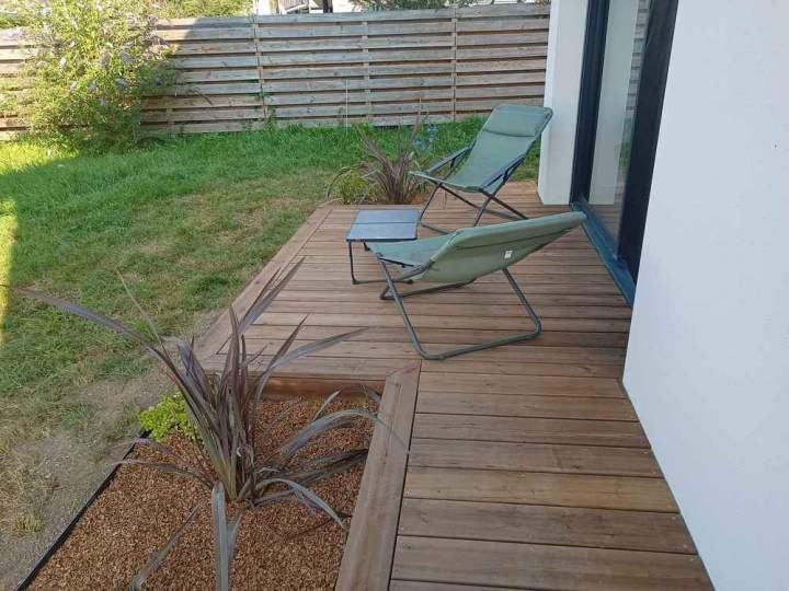 Terrasses bois sur mesure  à proximité d'Échirolles